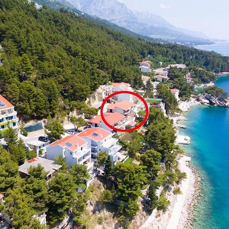 Apartments By The Sea Brela, Makarska - 2718 Kültér fotó