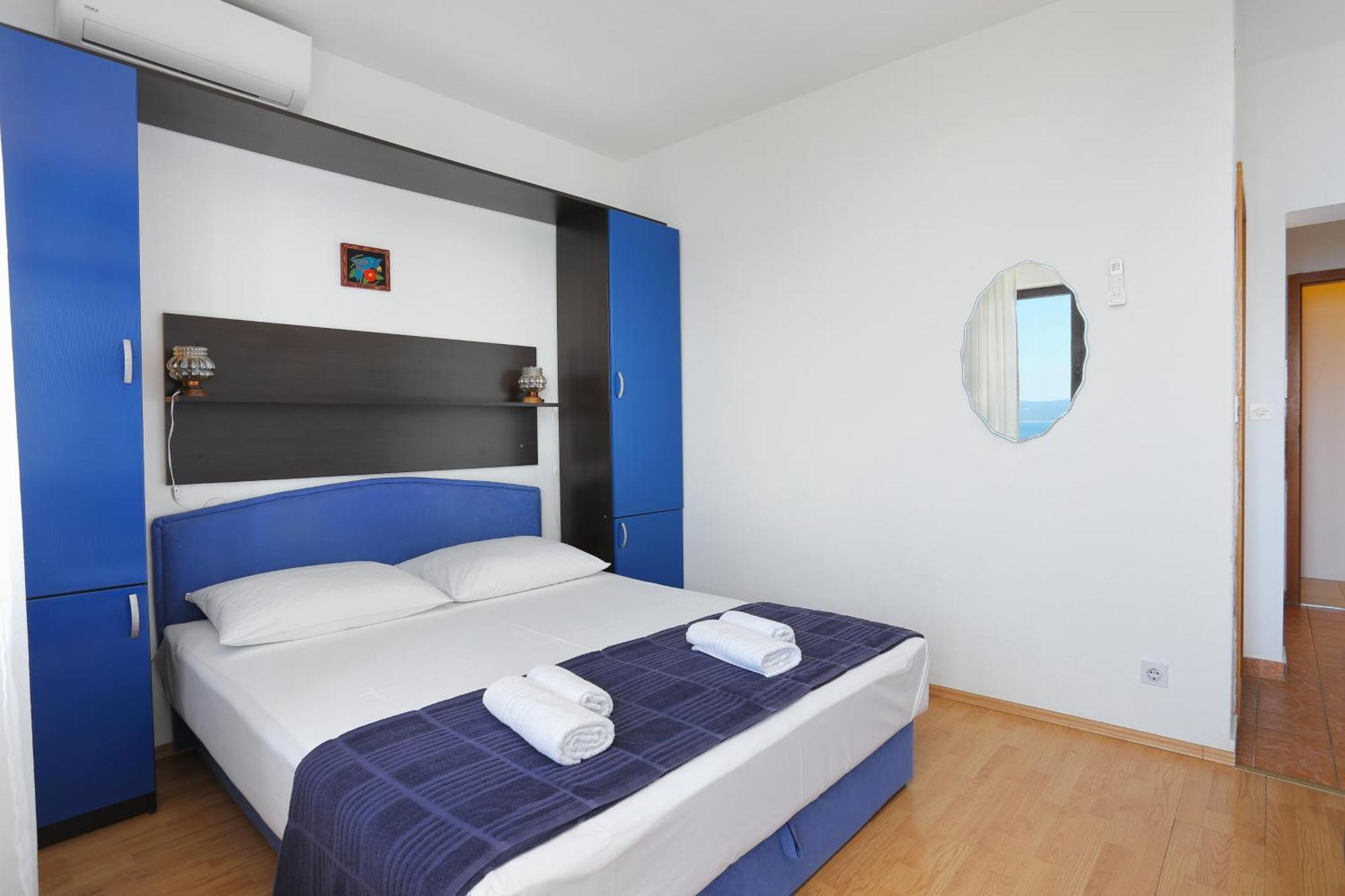 Apartments By The Sea Brela, Makarska - 2718 Szoba fotó